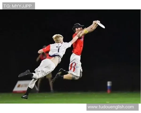 足球场上总有专人盯防他 这些球星为何成为对方防守焦点