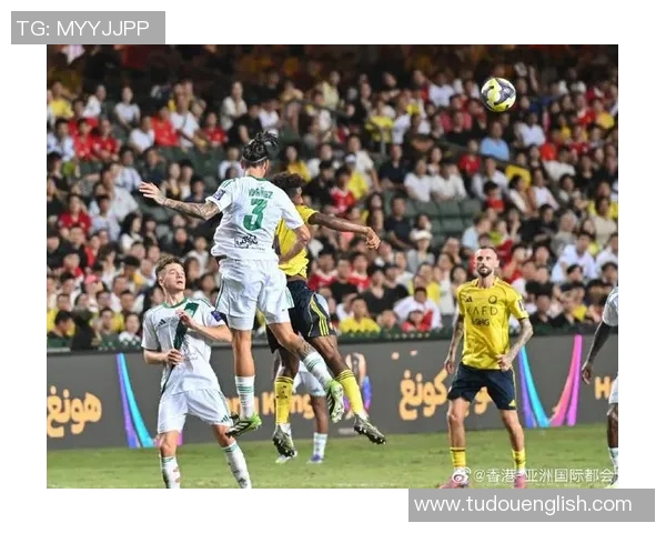 足球巨星齐聚浙江 展现球场风采助力足球发展